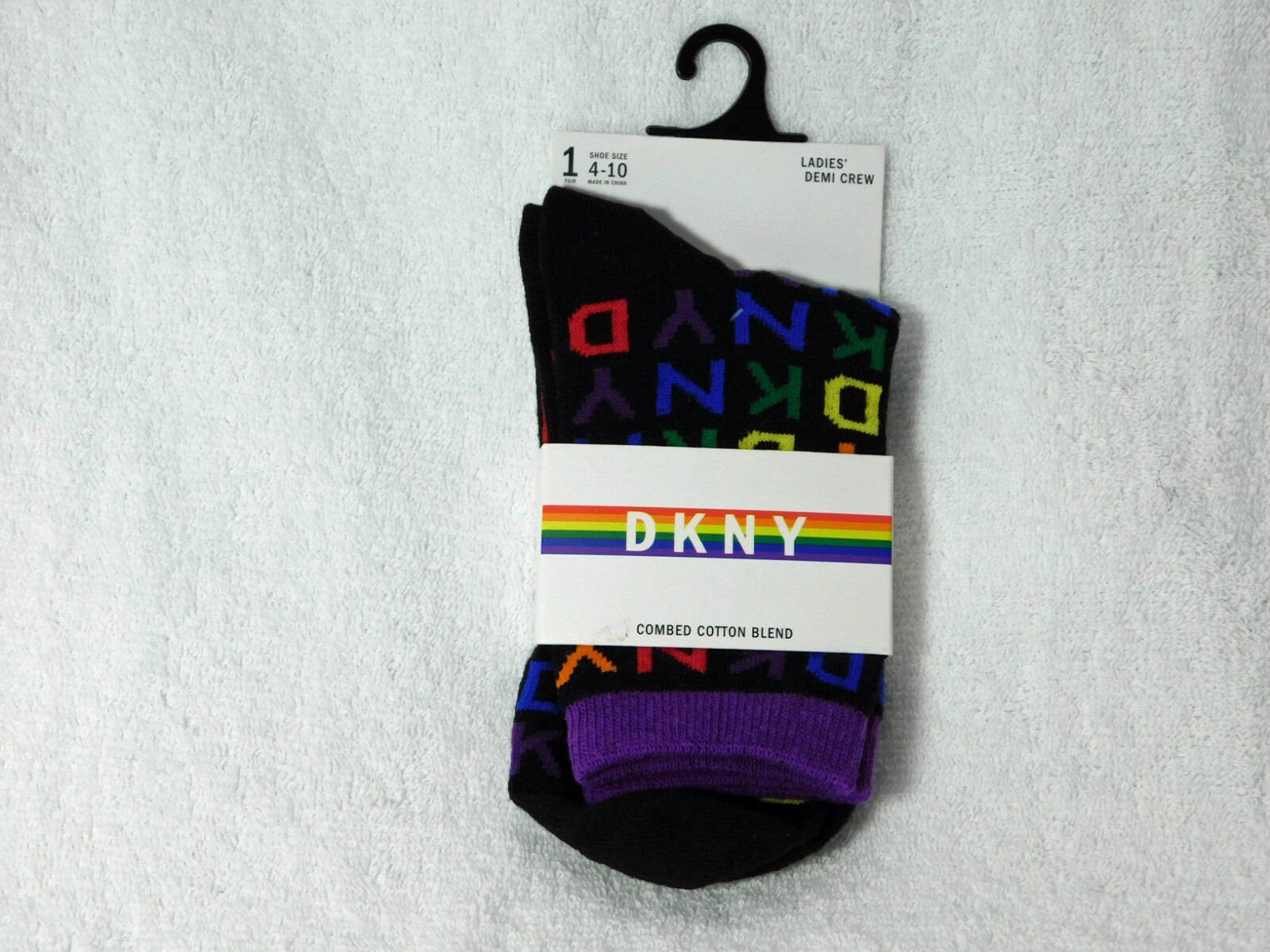 dkny ladies crew socks
