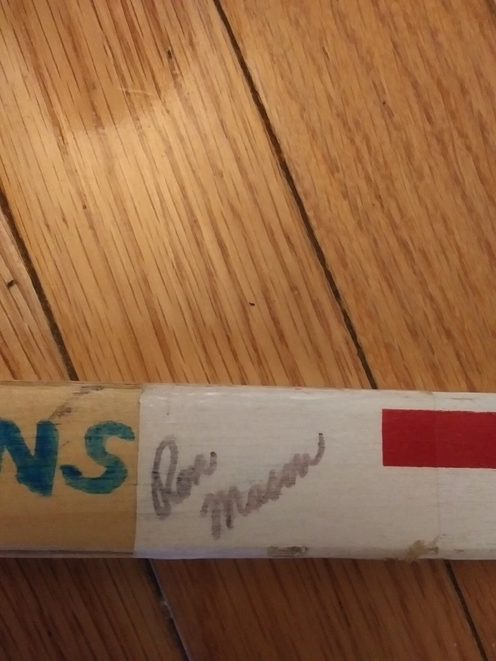 Rick Vaive Toronto Maple Leafs NHL Vintage Titan TPM 2020 Game Used Hockey Stick - Image 4 of 4