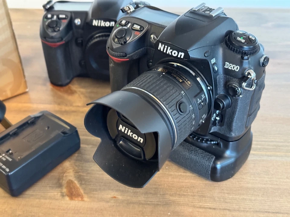Nikon D200, photo 3 of 5