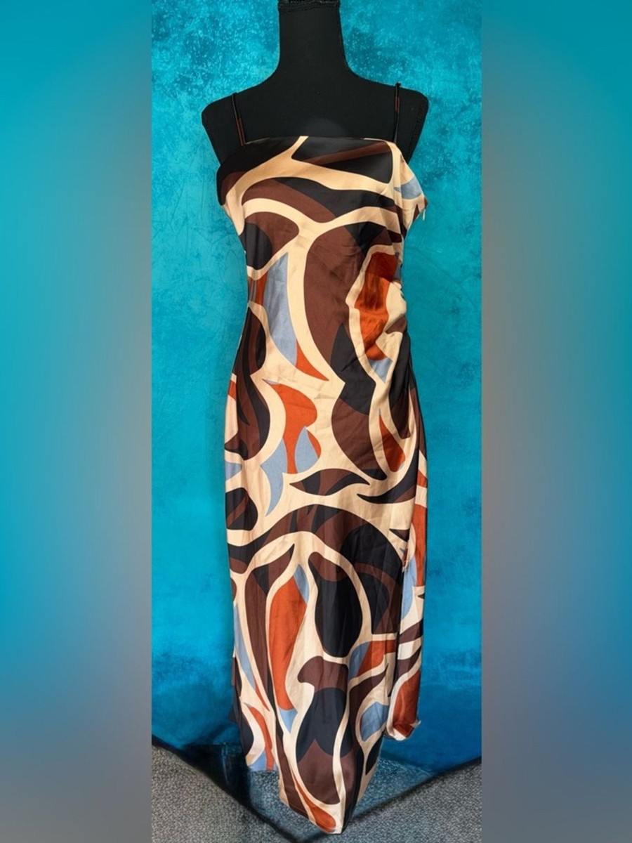 knee length dresses for ladies House of Harlow 1960