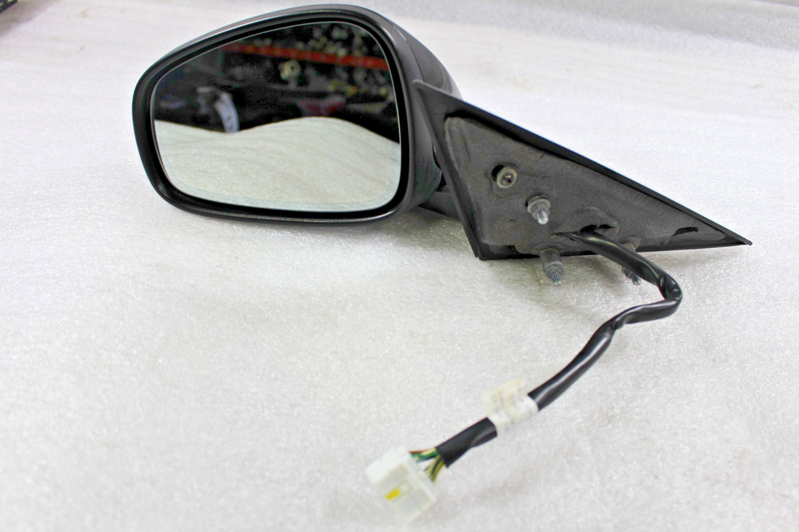 Maserati GranTurismo Left Side mirror P/N 82080500