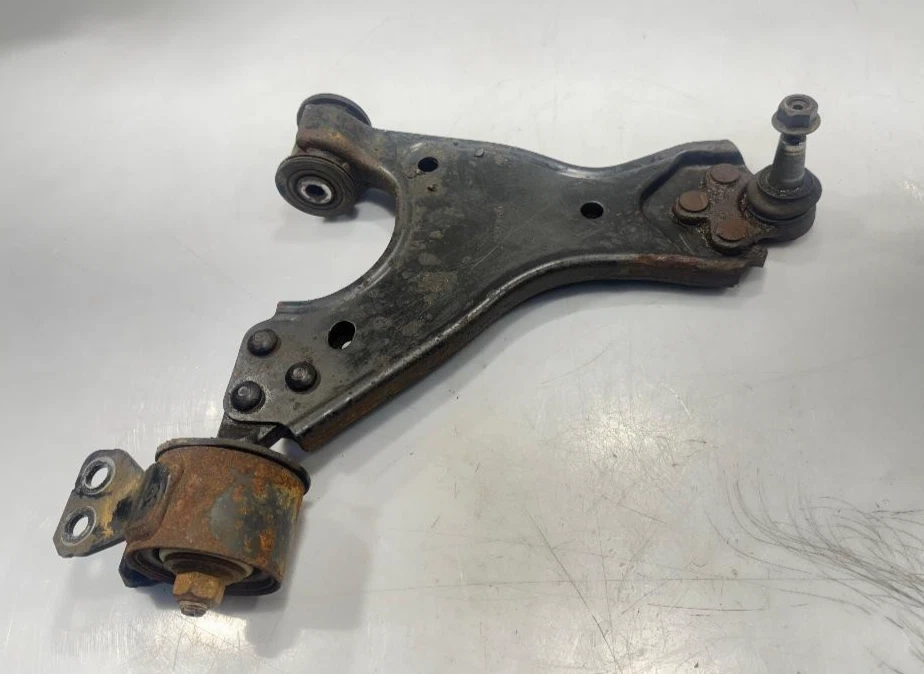 2007-2017 GMC ACADIA FRONT LEFT LOWER CONTROL ARM GENUINE OEM USED GM PART - Image 4 of 4