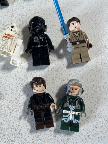 Lego Star Wars Minifigures Light Sabers Accessories Scarif Stormtrooper R2d2 - Picture 4 of 10