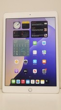 Apple iPad 7th Gen Wi-Fi 32GB Silver Excellent 