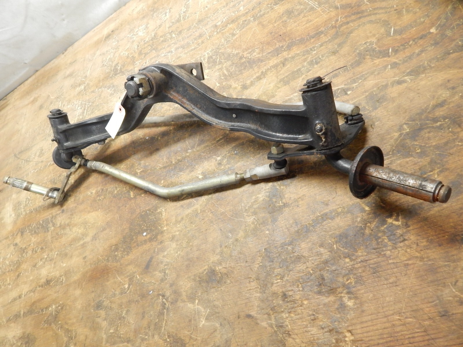 John Deere GT235 Front Axle Assembly AM124578 Tie Rod AM133800 Drag