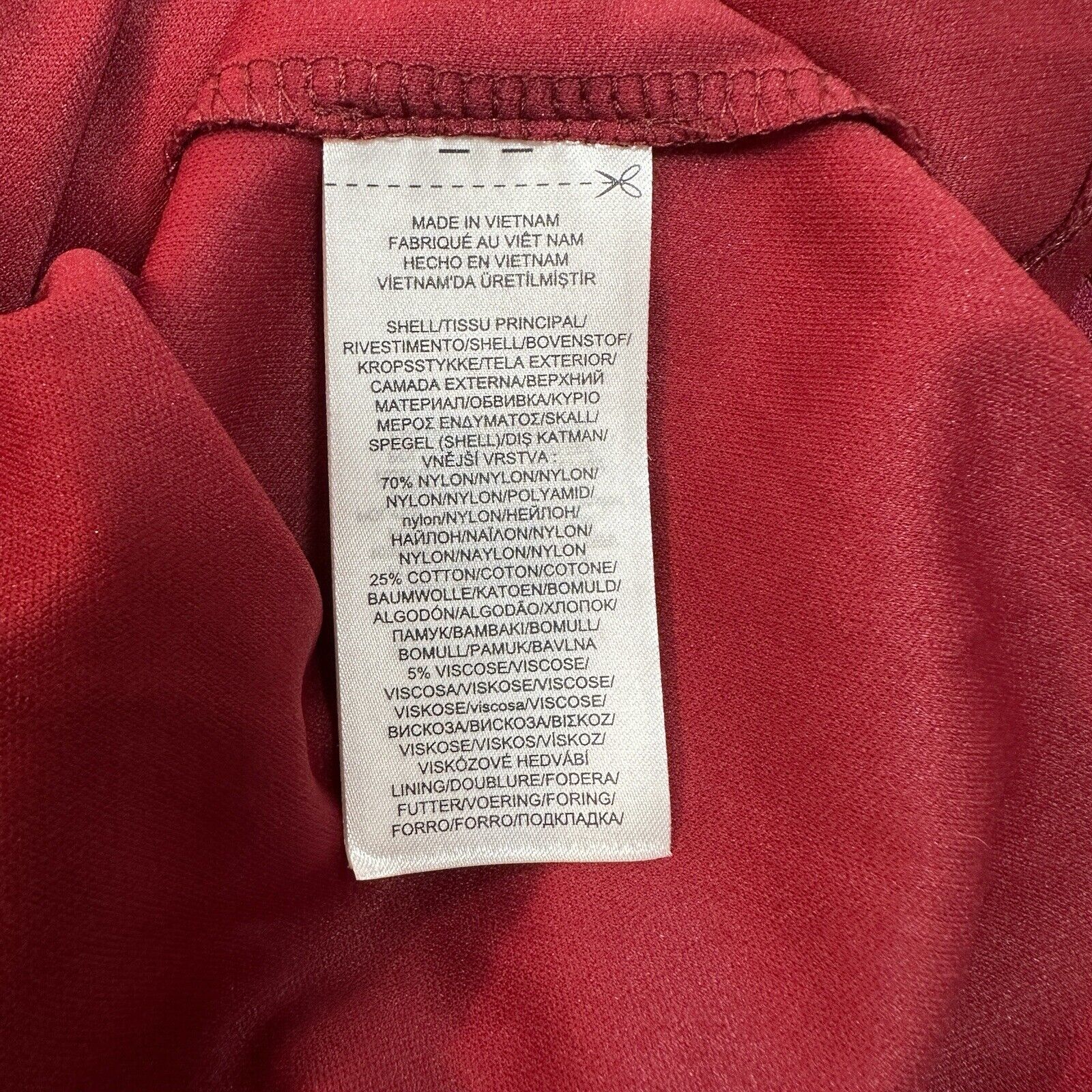 Foto 17 di 18