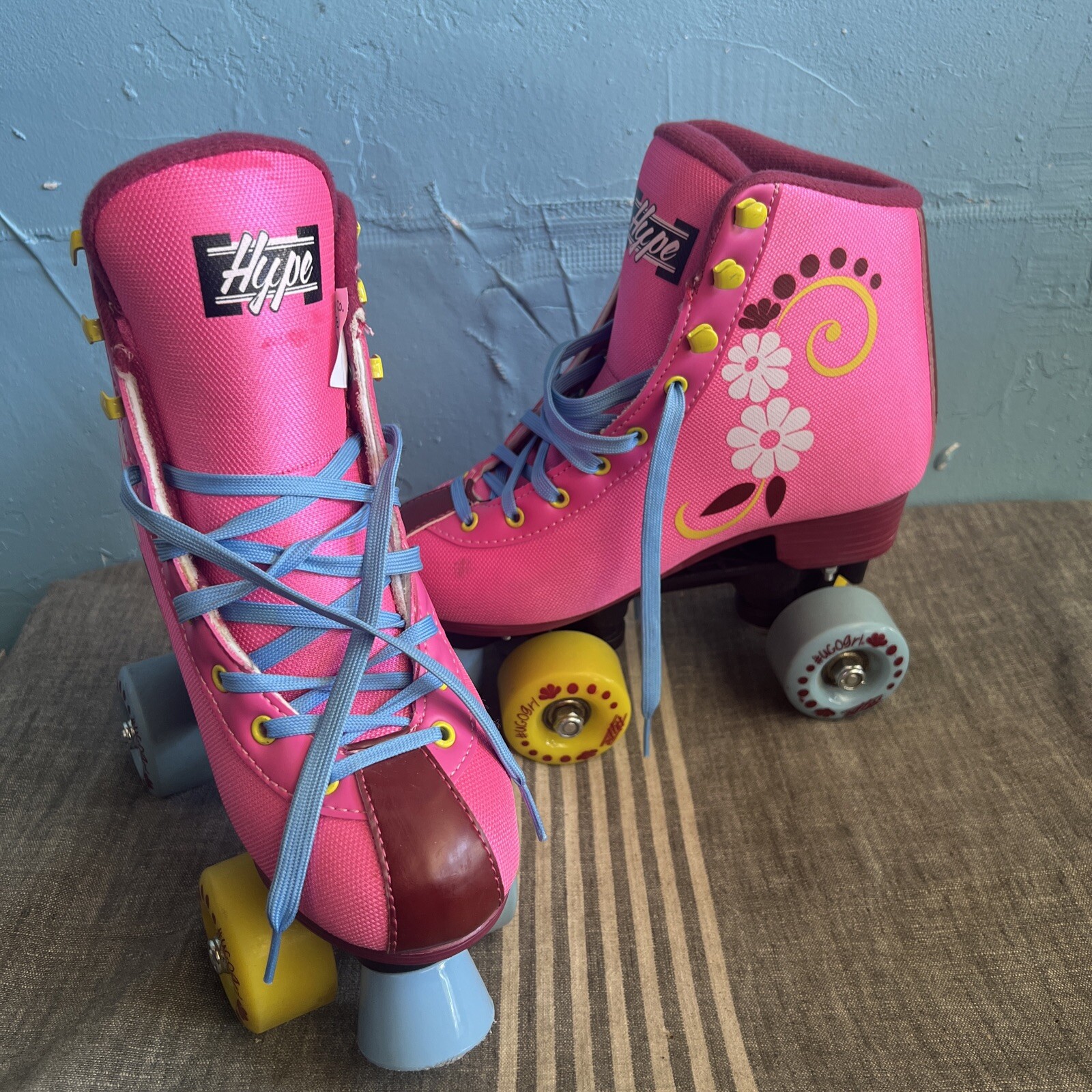 -2pair Extra Laces Size: 4