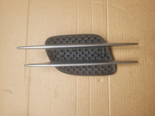 Mercedes Benz R230 SL 350 500 Kotfl&uuml;gel Kotfl&uuml;gel Grill L&uuml;ftung vorne links 2...