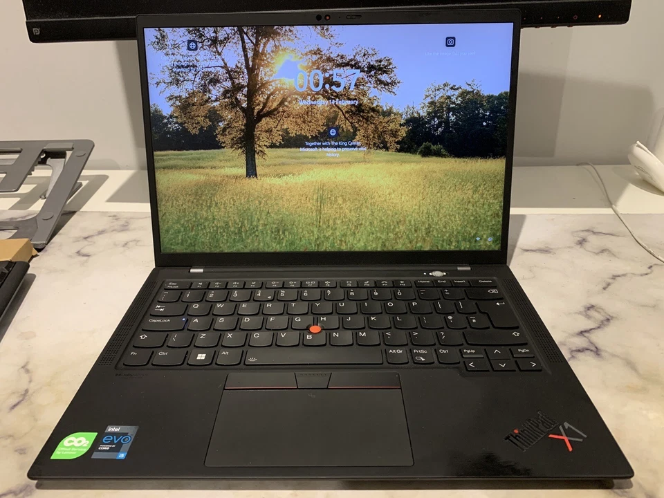 Lenovo ThinkPad X1 Carbon · i5-1135G7 · 16GB · 512GB, photo 1 of 5