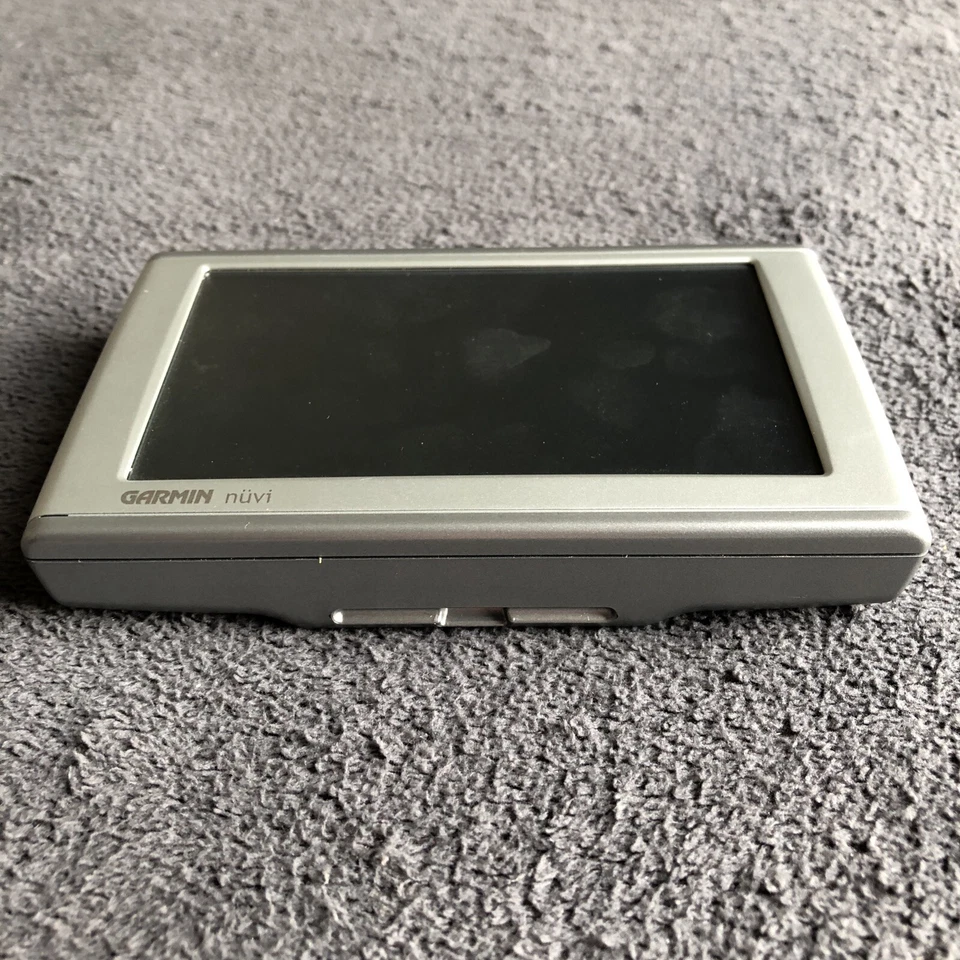 Garmin Nuvi 660 NA GPS Car Nagivation System Bundle - NO TOUCH - Image 3 of 4