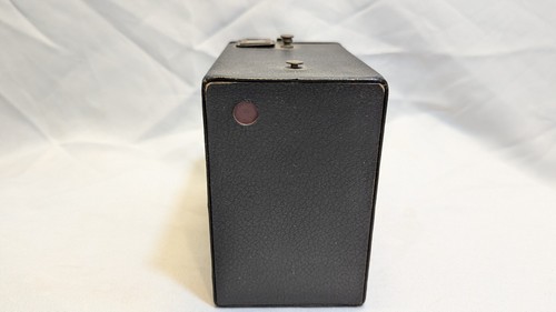 VINTAGE KODAK BROWNIE Jr Six-20 Box Camera Art Deco Style - Picture 5 of 8