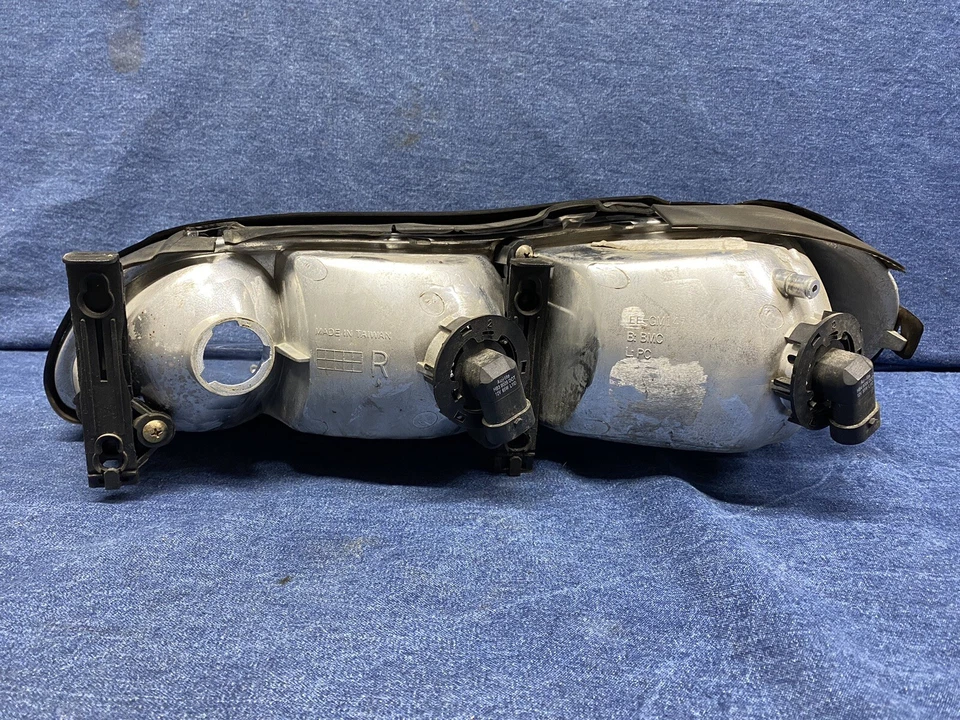 1997 98 99 20 01 02 03 04 2005 Oldsmobile Cutlass conjunto de farol direito LIMPO - Imagem 4 de 4