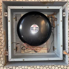 BANK BURGLAR ALARM BELL 10” With BULLET PROOF HEAVY STEEL EXTERIOR CASE 6volt 