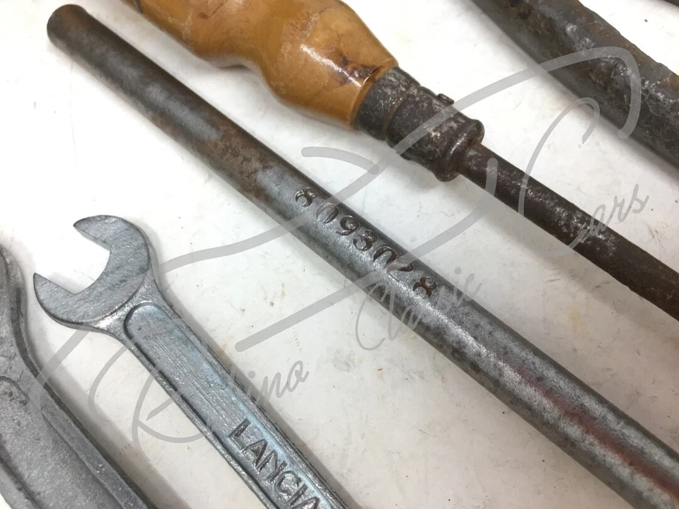 KIT DE HERRAMIENTAS ORIGINAL LANCIA APPIA ZAGATO GT GTE CUPÉ DEPORTIVO Foto 4 de 4