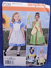 Costume Semplicità Modello 2330 Dorothy Tiana Principessa Cappellaio Matto Coniglio 3-8 Nuovo