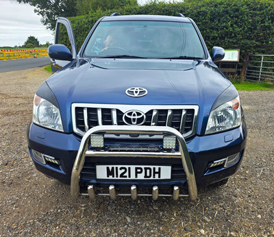 Toyota Land Cruiser Lc5 8-Seats D-4d 2004