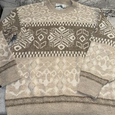 Woolrich Store Women Large Fair Isle Tan Snowflake Sweater Acrylic Wool Vtg USA