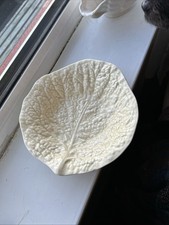 Lancaster & Sandland English Ware Lettuce Leaf Shaped Dish Cream