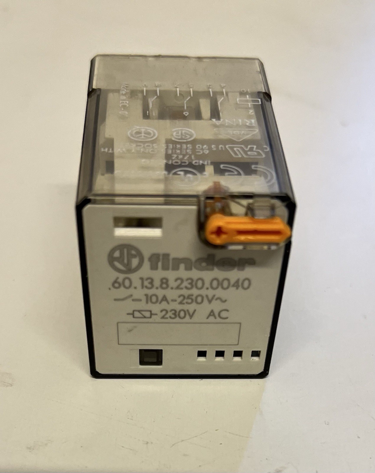 3-pole Control Relay 60.13.8.230.0040 Finder 230VAC 3PDT 601382300040