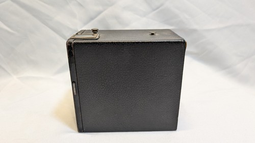 VINTAGE KODAK BROWNIE Jr Six-20 Box Camera Art Deco Style - Picture 6 of 8