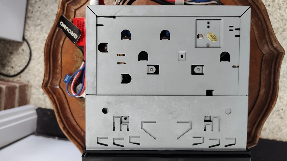 Phase Linear 30 Watt PLC 400 AM/FM Cassette Receiver Radio Stereo Car UNTESTED - Image 2 of 4