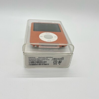 RARE Apple 3rd Gen Orange iPod Nano Jump Square 4GB Shonen Jump