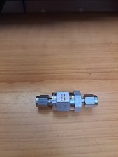 Swagelok SS-CHS2-10 ,  1/8" SS check valve, , 10 psi cracking pressure