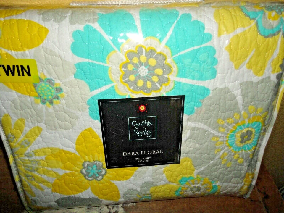 COLCHA DOBLE CYNTHIA ROWLEY DARA AMARILLO VERDE AZULADO GRIS Y BLANCO LUNARES FLORALES 68X86 Foto 2 de 4
