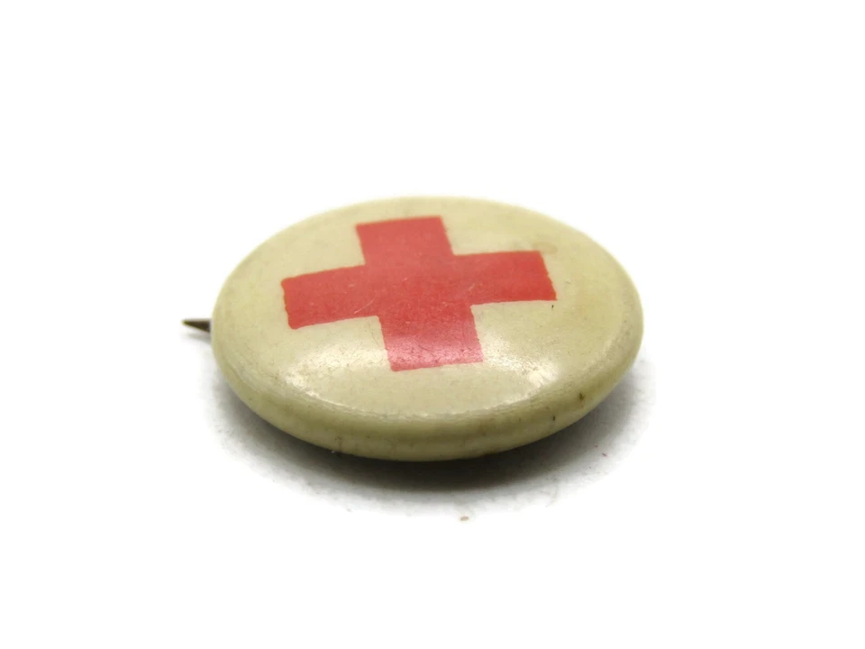 Vintage Red Cross Button - Image 3 of 4