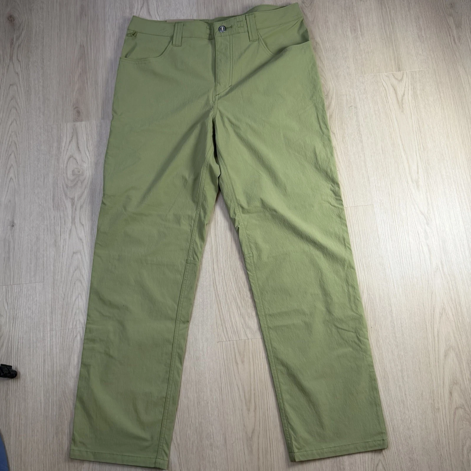 Patagonia Quandry Hiking Pants Men's Size 32x30 Buckhorn Green 40+ UPF
Opens in a new window or tab