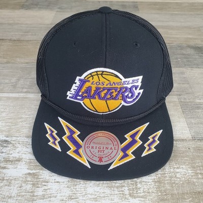 Mitchell & Ness Los Angeles Lakers Snapback Hat Storm Season Trucker NBA