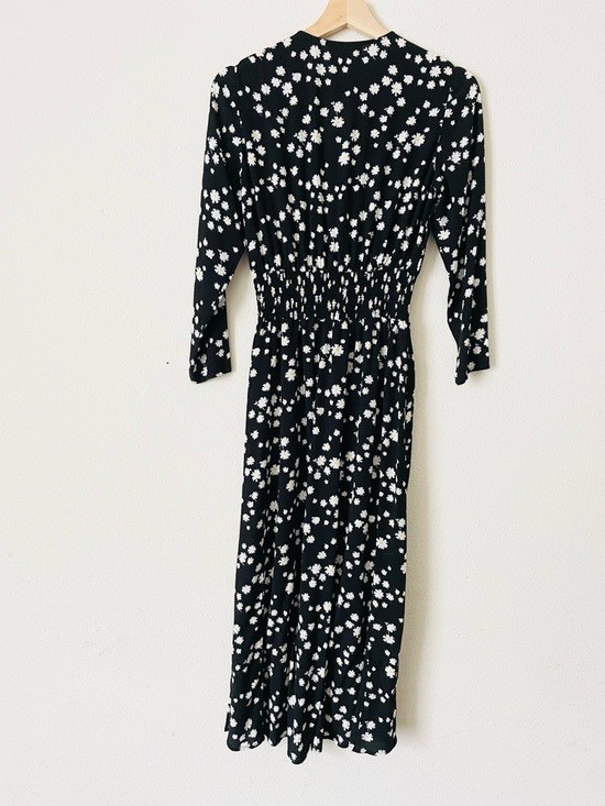 Maje SIZE 3 Rosila black white daisy print Vneck crepe midi dress
