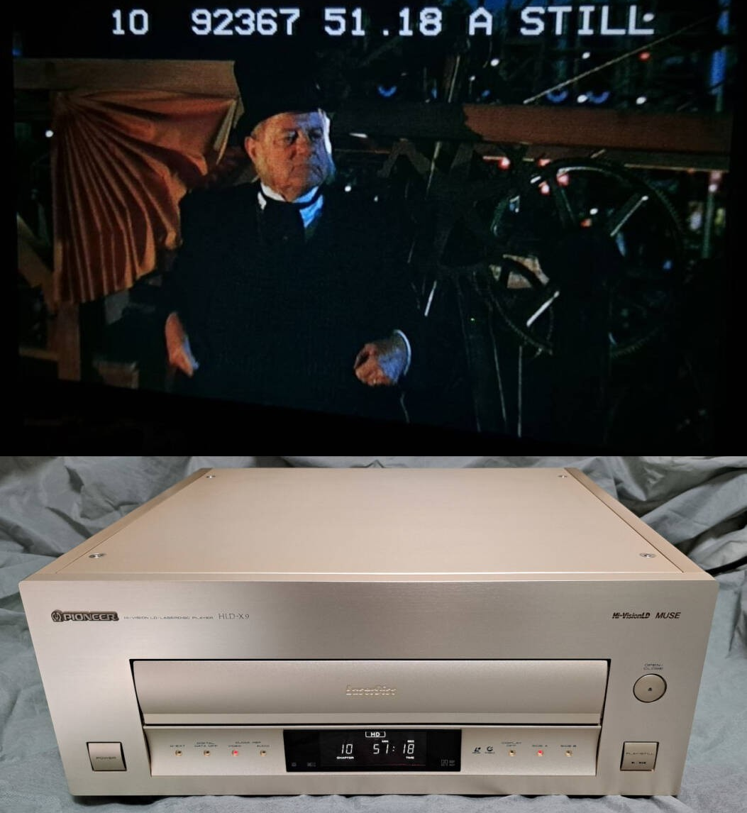 Pioneer HLD-X9 Hi-Vision LD Muse Gold Laser Disc Player HiVision