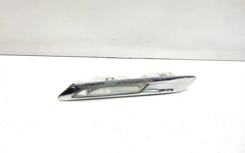 BMW 5 Touring F11 Kotflügelblinker vorne rechts 7154168 3.00 Diesel 33635331