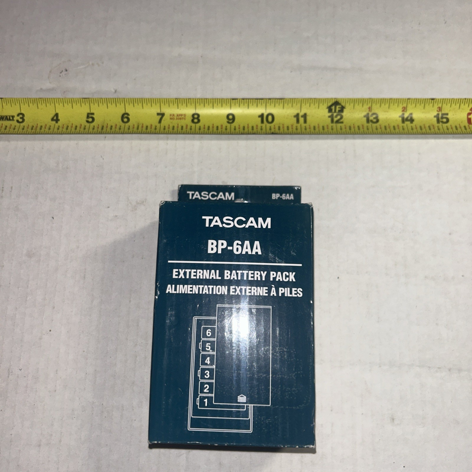 TASCAM BP-6AA External Battery Pack BP6AA for TASCAM Product