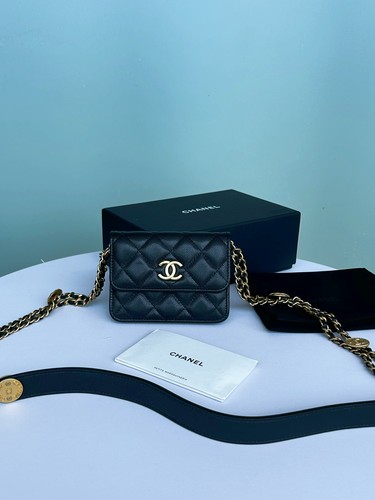 Chanel Classic Flap Mini Black Leather Gold HW Shoulder Bag Preowned Authentic