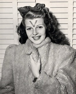 RITA HAYWORTH 8x10 Photo Is Patriotic V For Victory