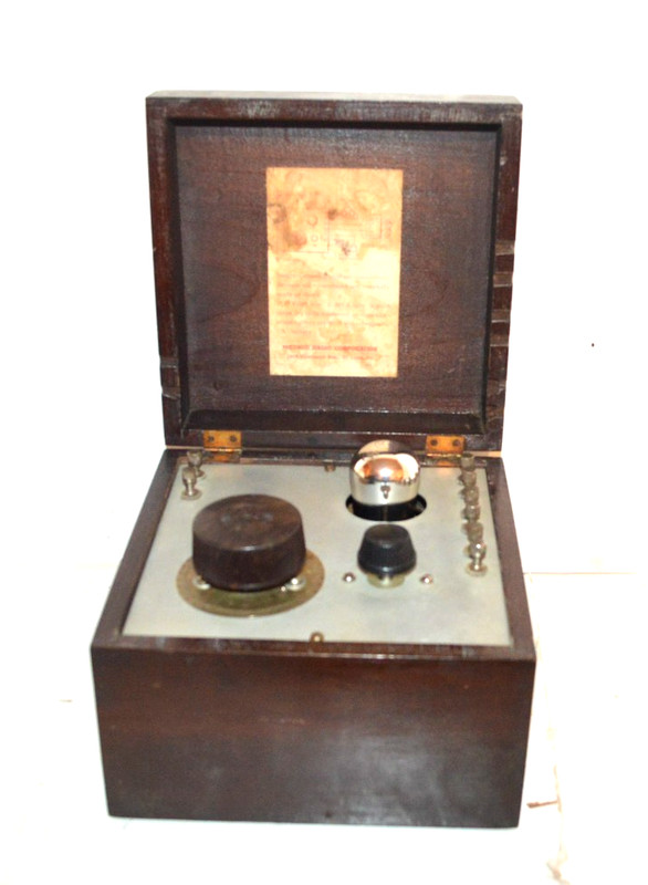 RARE AND WORKING 1923 MISSOURI RADIO CORPORATION ONE TUBE RADIO RECEIVER