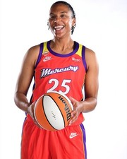  ALYSSA THOMAS- Phoenix Mercury 8X10  Photo