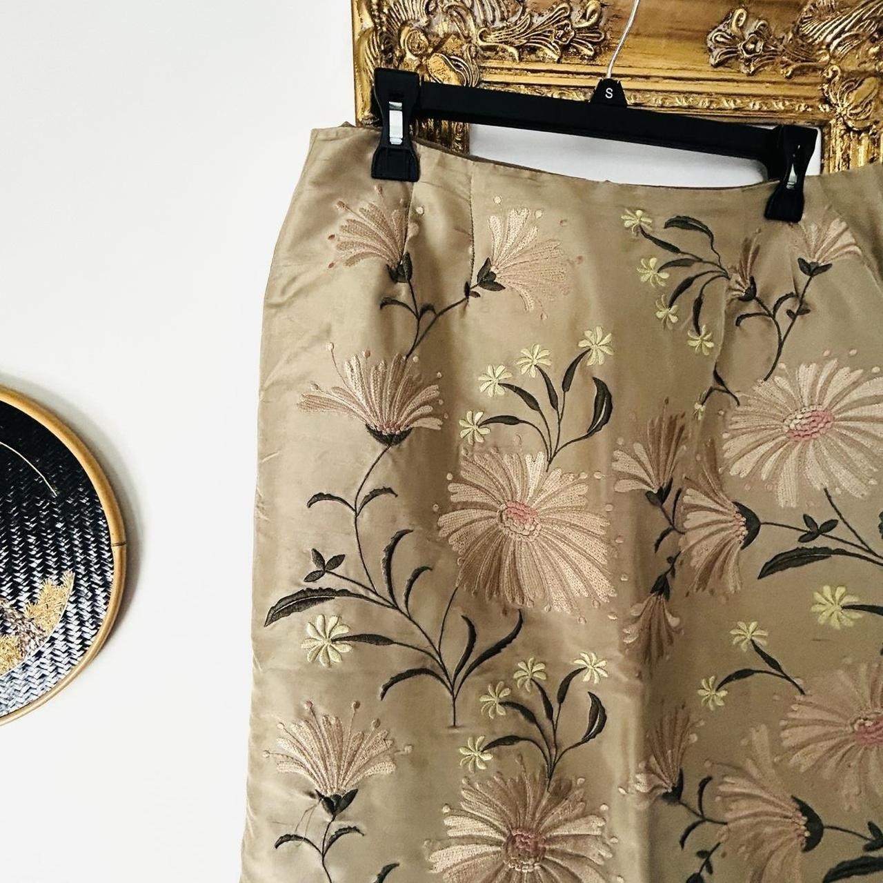 Patrick Christopher Embroidered Floral Embroidere… - image 2