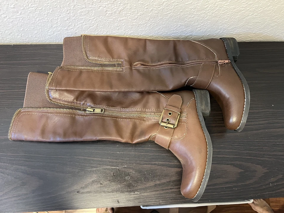 Botas de montar altas Cathy Jean de colección marrón imitación cuero usadas talla 5 caja original Foto 2 de 4