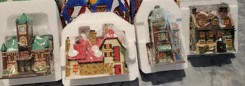 ASST CHRISTMAS HOUSE ORNAMENTS  - SET OF FOUR - GREAT CONDITION