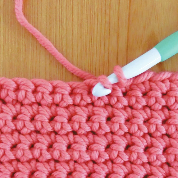 Clover Amour Crochet Hooks - Full Range of Sizes Available! - image 3 of 4