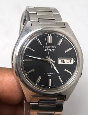 Vintage Seiko Actus 7019-8010 Automatic 21 Jewels Black Dial