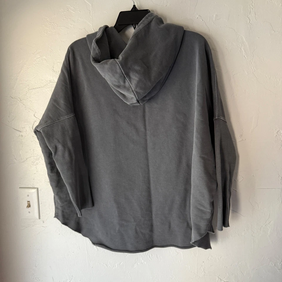 Sudadera con Capucha ALLSAINTS Gris Carbón Gran Tamaño Desgastada Cremallera Pequeña Foto 4 de 4