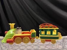 2010 Learning Curve Dinosaur Train Engine  Train Car Set Lights  Sounds Work