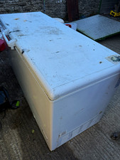 Fridgemaster White Chest Freezer Freestanding 54cm W 83.8cm H fridgaster