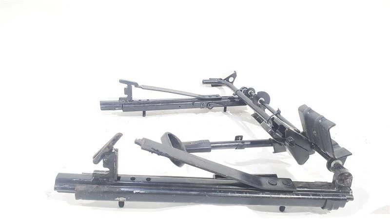 Asiento delantero derecho pista OEM 1986 SAAB 900 Foto 4 de 4