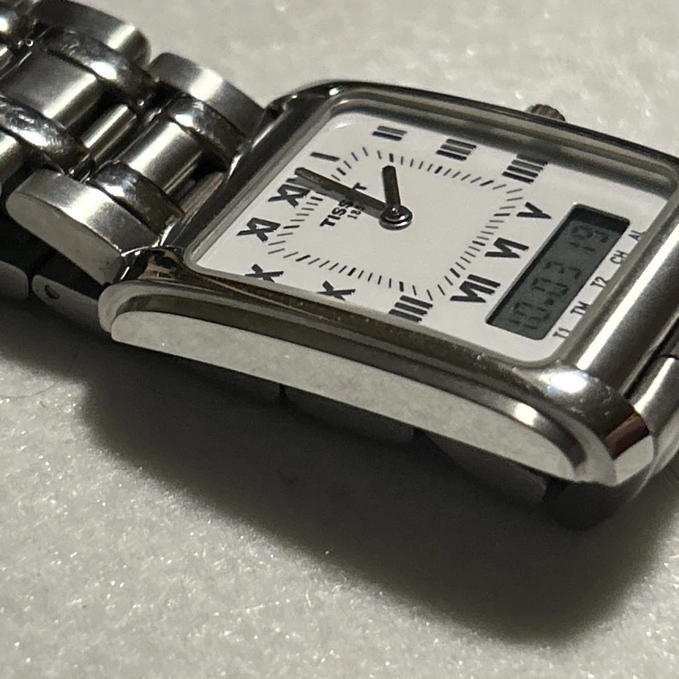 Vintage Tissot Analogue Digital D130/230c White Dial Classic Watch - Image 3 of 4