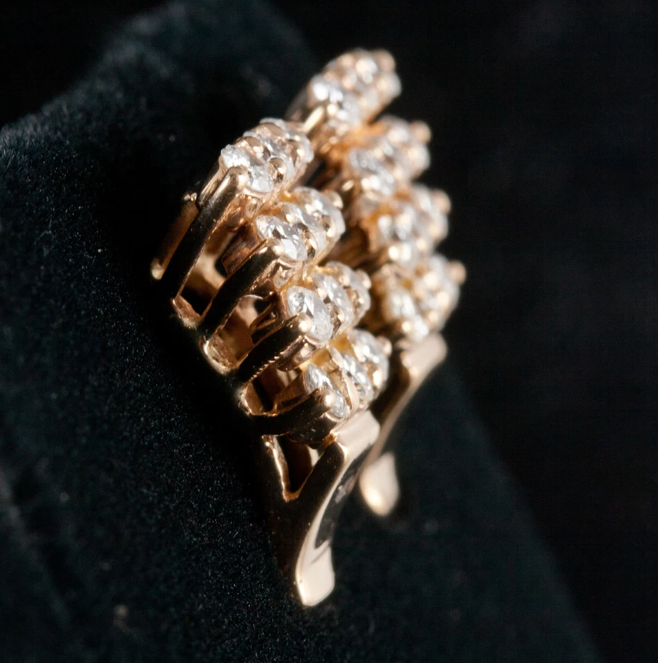 14k Yellow Gold Round Diamond Cluster Style Stud Earrings .72ctw 2.90g - Image 4 of 4